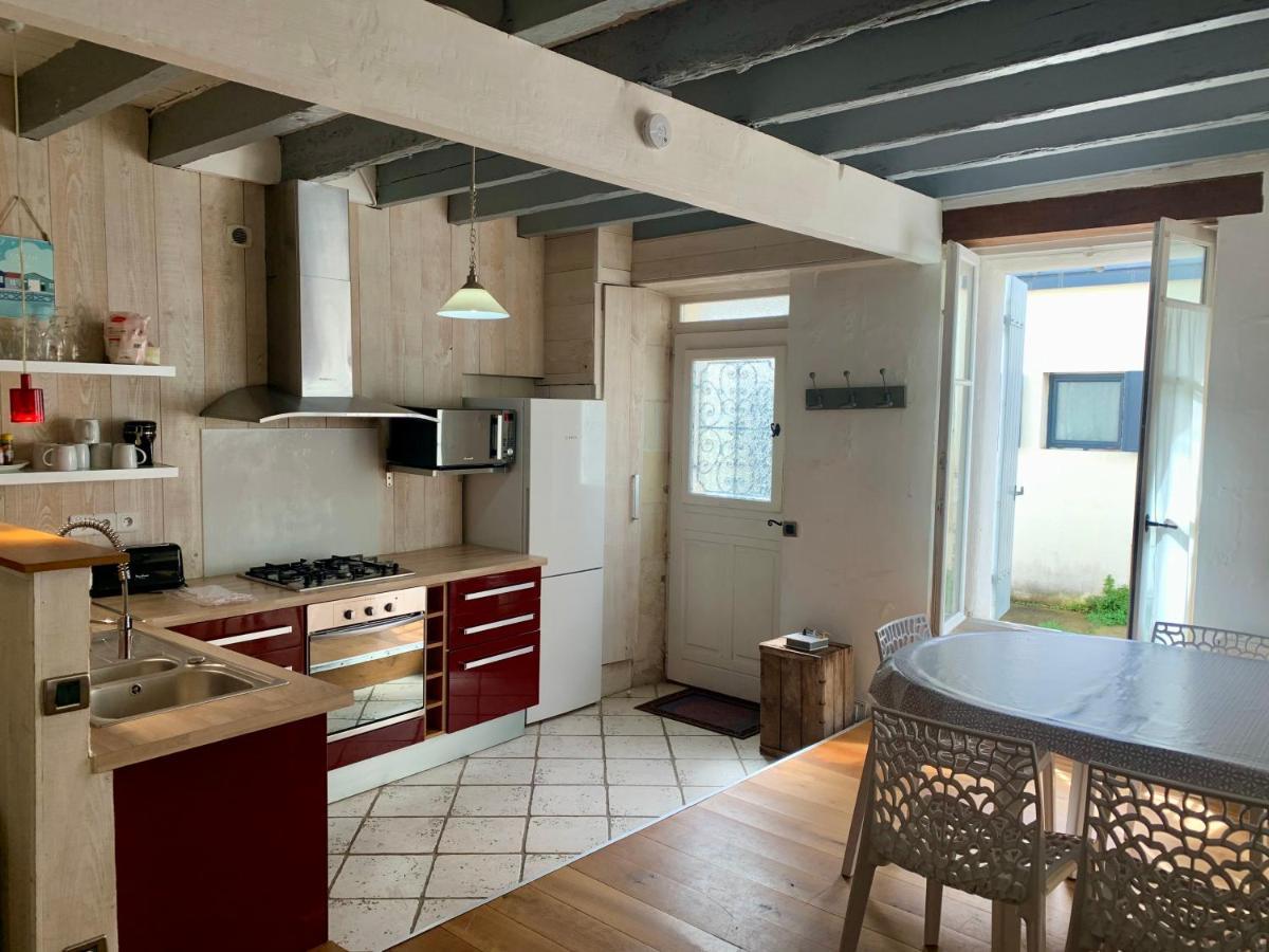 Les Marionnettes, Maison De Ville 80M2 Avec Terrasse La Rochelle  Esterno foto