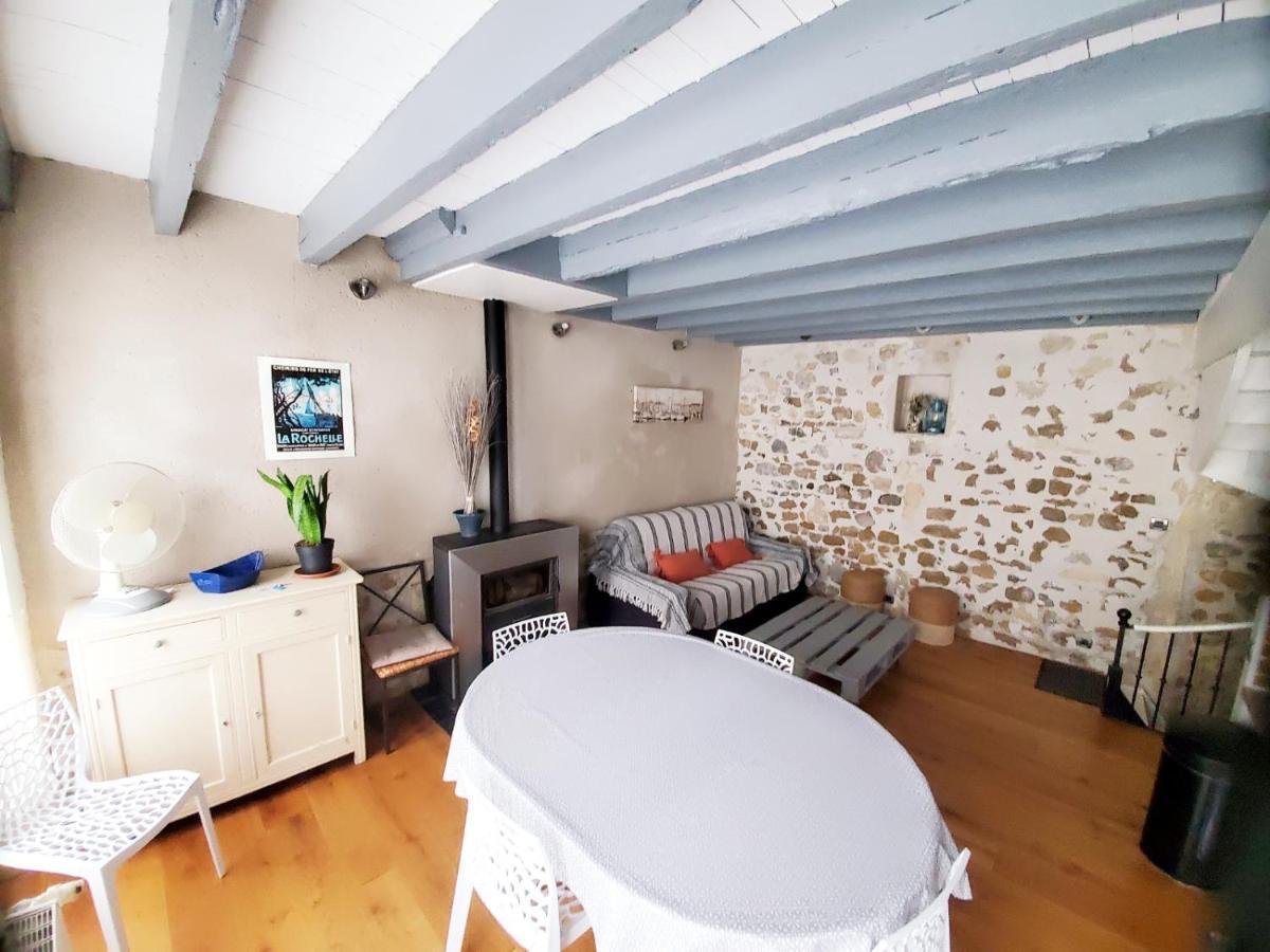 Les Marionnettes, Maison De Ville 80M2 Avec Terrasse La Rochelle  Esterno foto