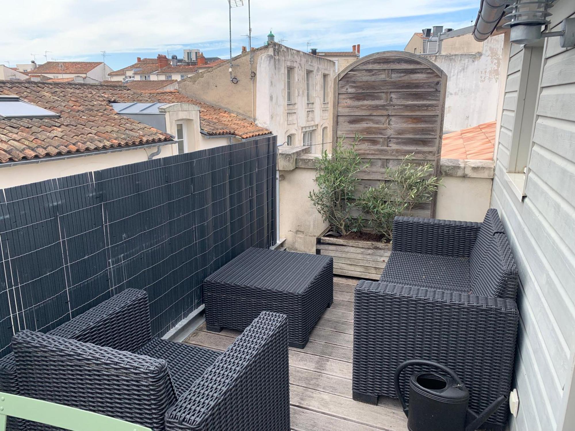 Les Marionnettes, Maison De Ville 80M2 Avec Terrasse La Rochelle  Esterno foto