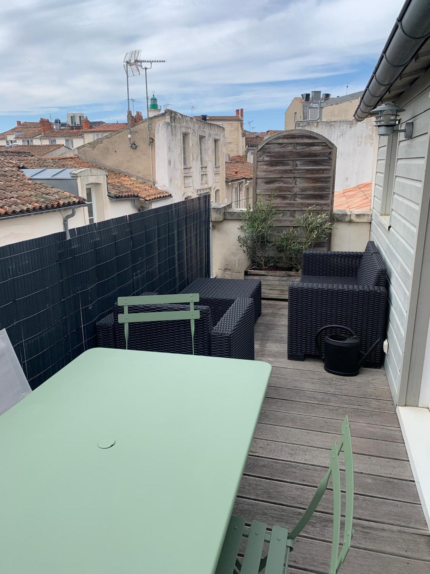 Les Marionnettes, Maison De Ville 80M2 Avec Terrasse La Rochelle  Esterno foto
